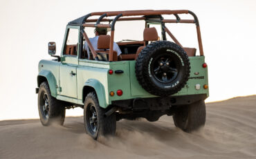 Land-Rover-Defender-1994-10