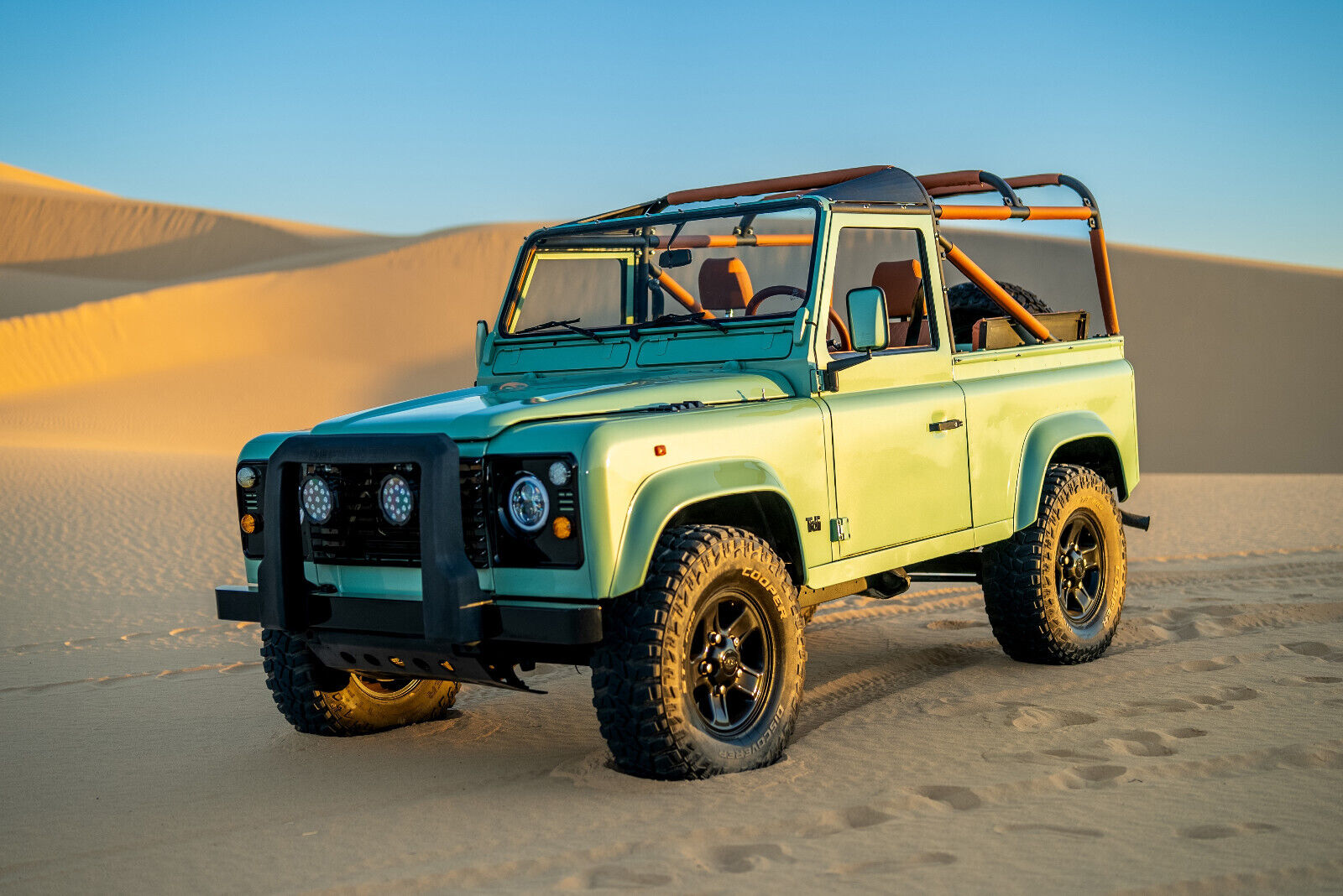 Land-Rover-Defender-1994-11