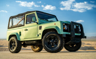 Land-Rover-Defender-1994-18