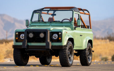 Land-Rover-Defender-1994-19