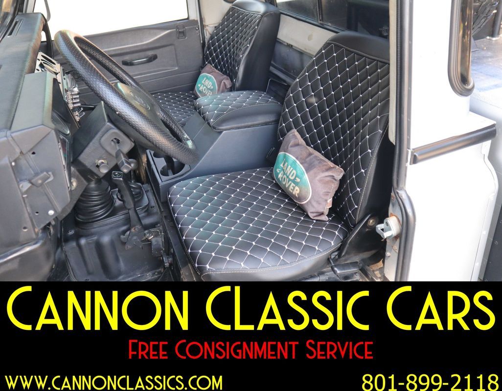 Land-Rover-Defender-1994-23