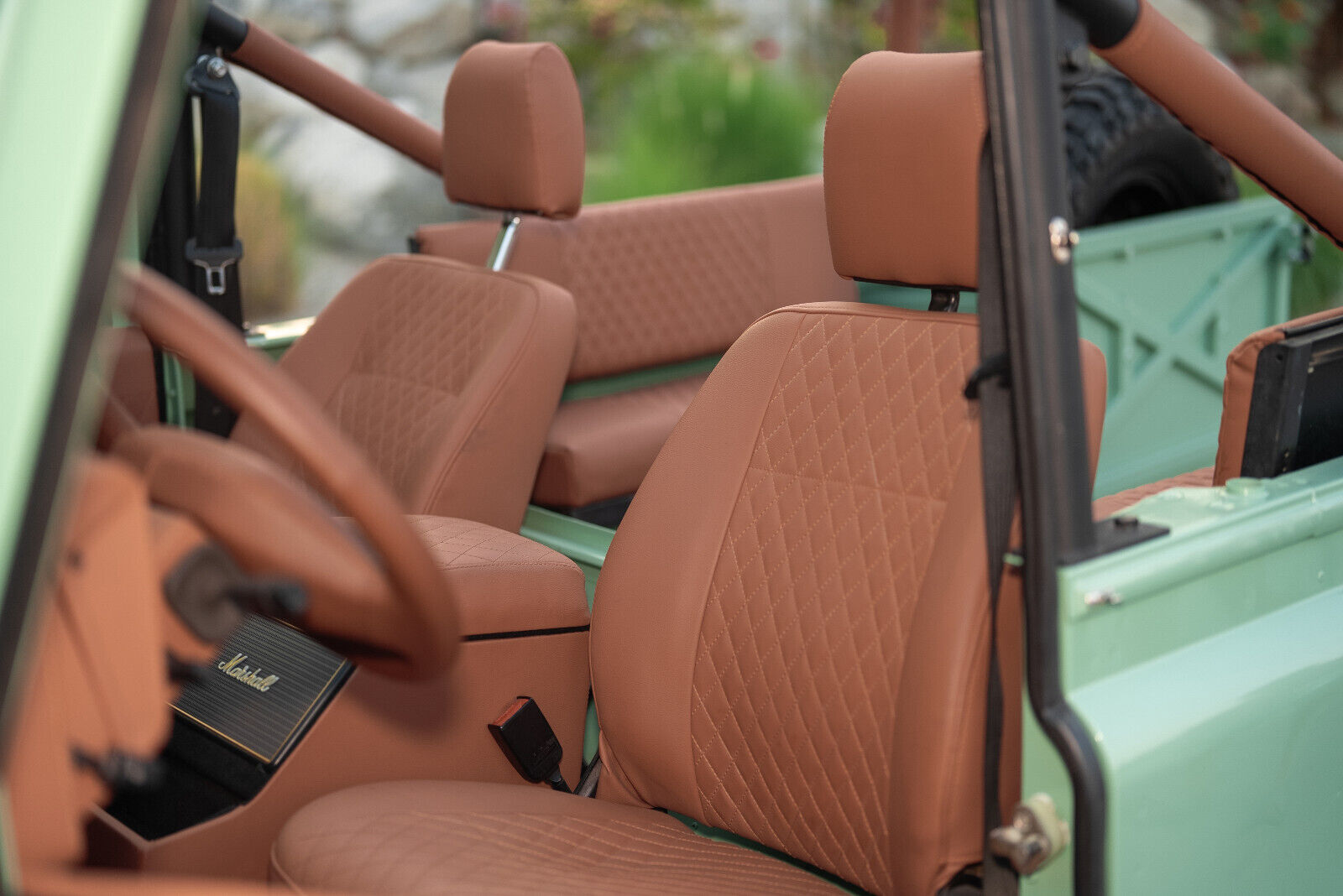 Land-Rover-Defender-1994-23
