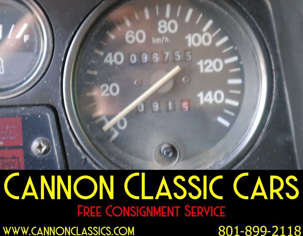 Land-Rover-Defender-1994-28