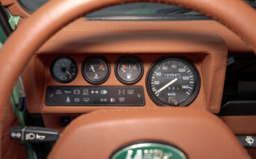 Land-Rover-Defender-1994-29
