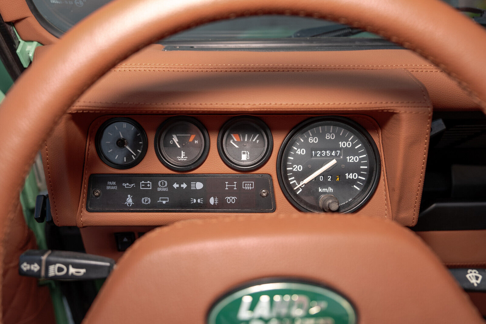 Land-Rover-Defender-1994-29