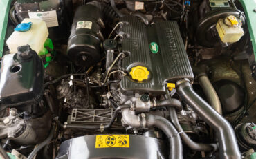 Land-Rover-Defender-1994-30
