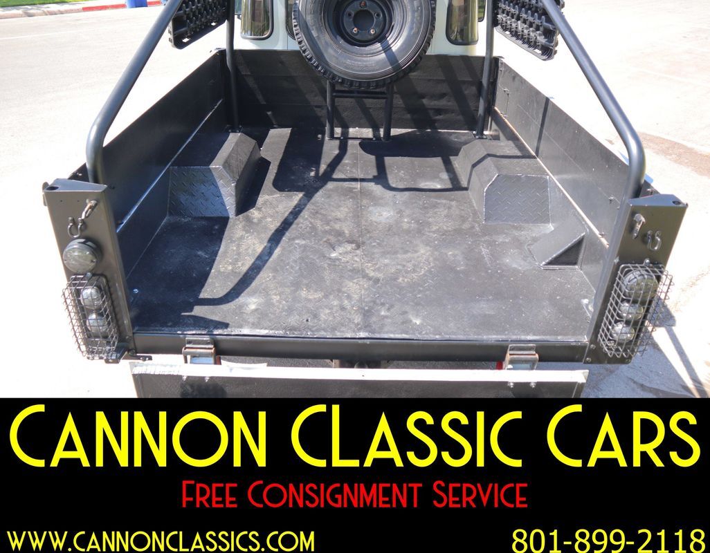 Land-Rover-Defender-1994-38