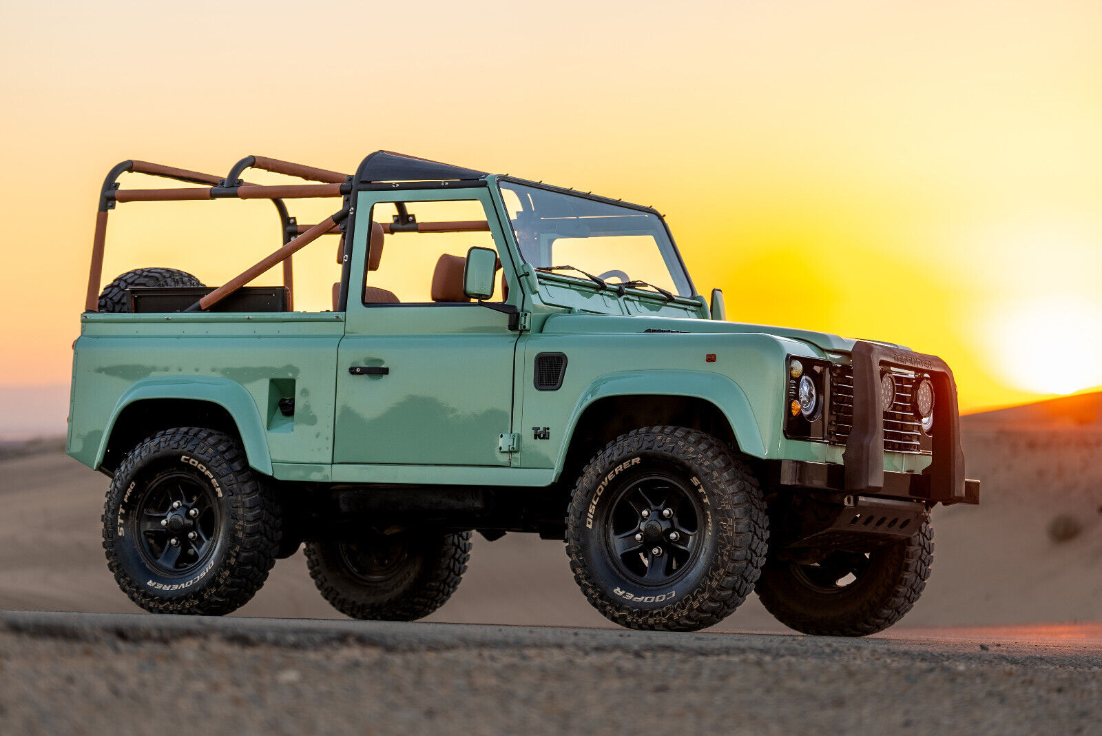 Land-Rover-Defender-1994