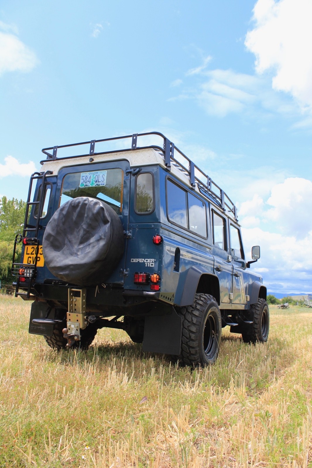 Land-Rover-Defender-1994-SUV-12
