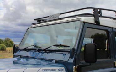 Land-Rover-Defender-1994-SUV-14