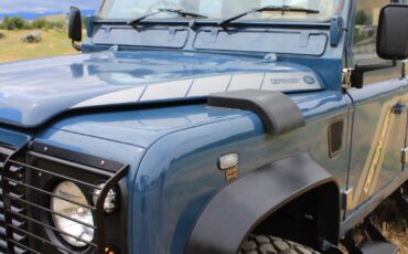 Land-Rover-Defender-1994-SUV-2