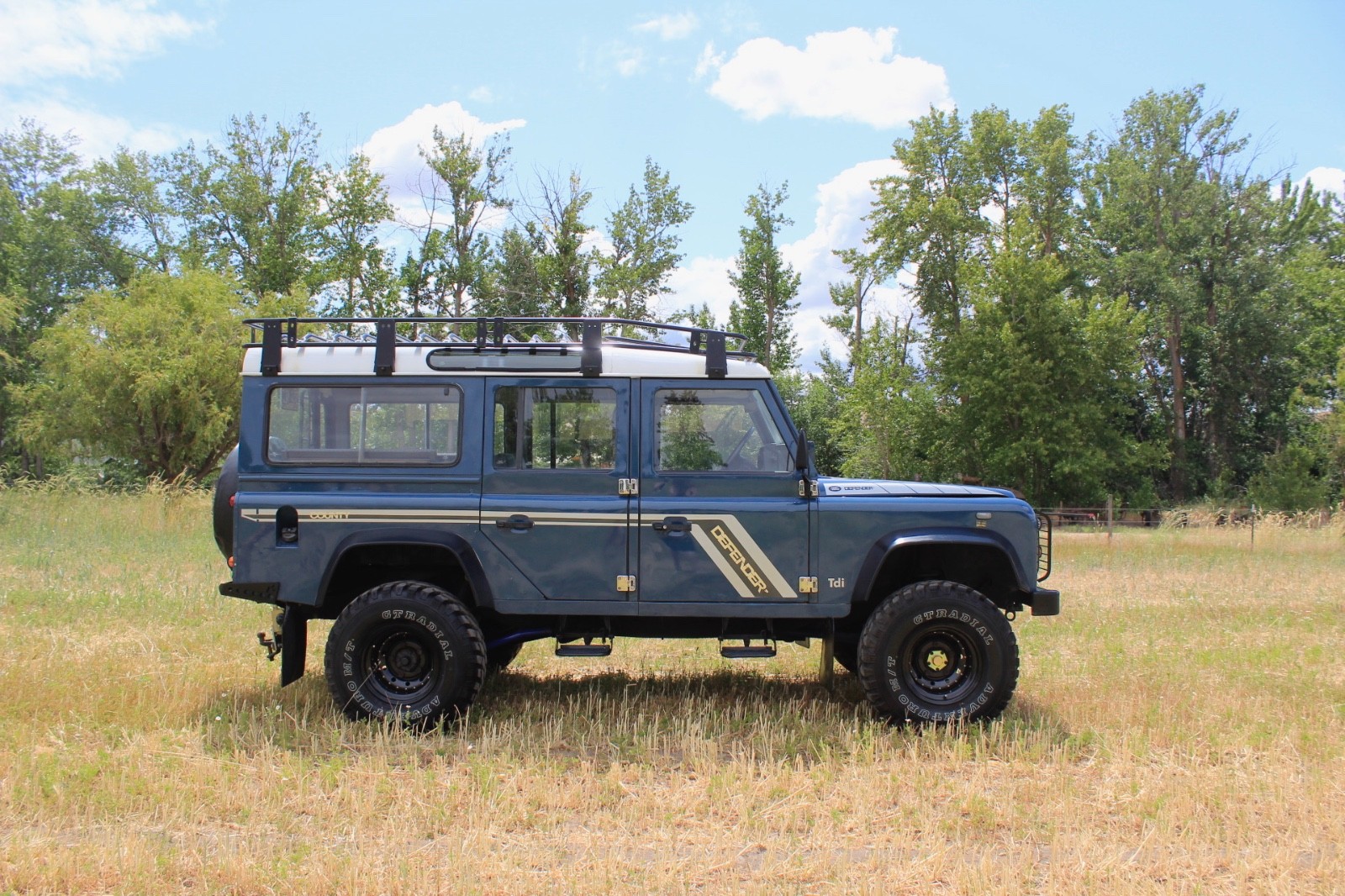 Land-Rover-Defender-1994-SUV-21
