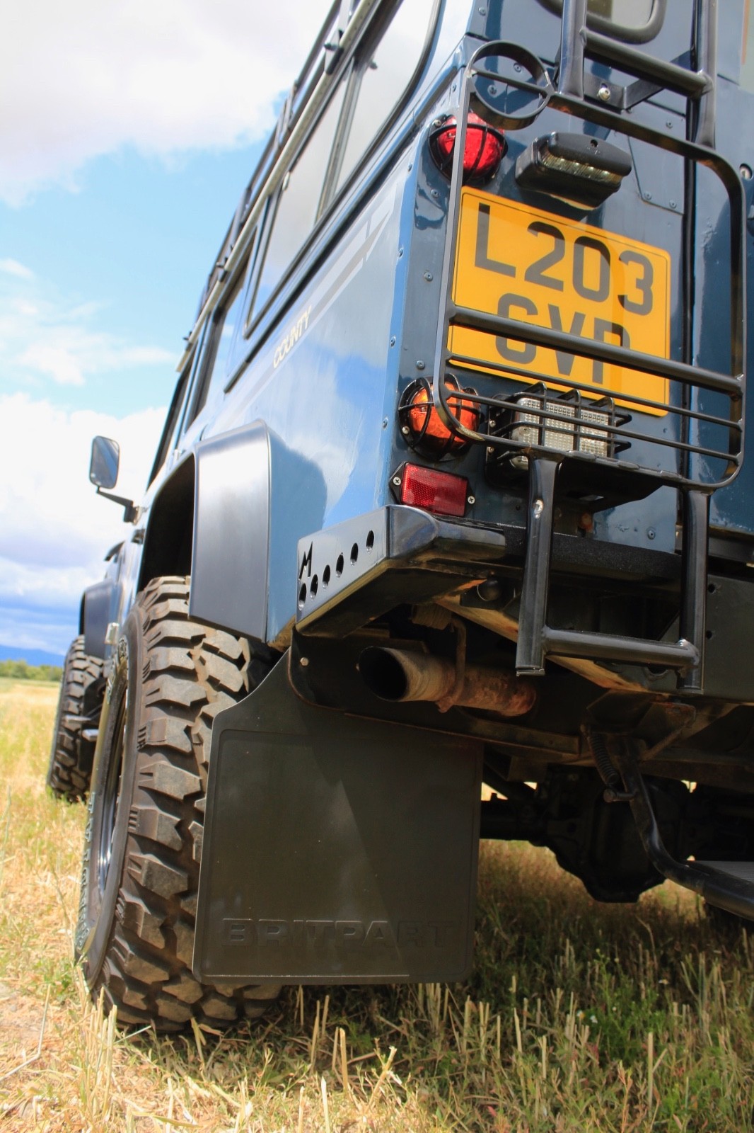 Land-Rover-Defender-1994-SUV-9