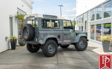 Land-Rover-Defender-1995-SUV-12