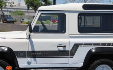 Land-Rover-Defender-1995-SUV-16