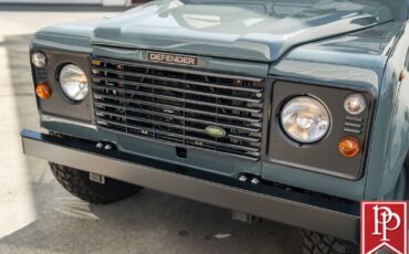 Land-Rover-Defender-1995-SUV-2