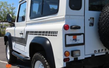 Land-Rover-Defender-1995-SUV-22