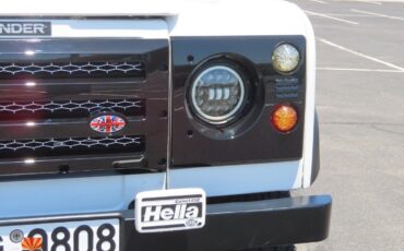 Land-Rover-Defender-1995-SUV-36