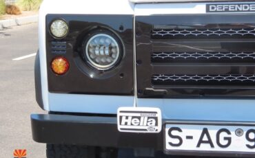 Land-Rover-Defender-1995-SUV-37