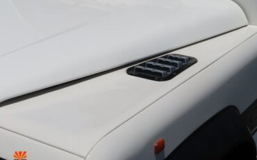 Land-Rover-Defender-1995-SUV-38