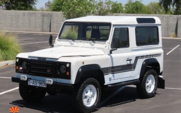 Land-Rover-Defender-1995-SUV-4