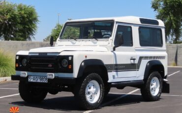 Land-Rover-Defender-1995-SUV-5