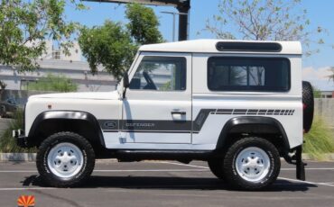 Land-Rover-Defender-1995-SUV-7