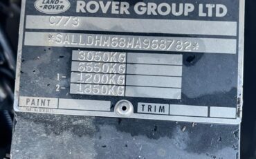 Land-Rover-Defender-1995-Wagon-13