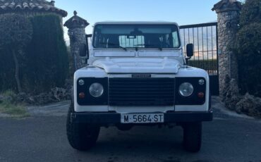 Land-Rover-Defender-1995-Wagon-4