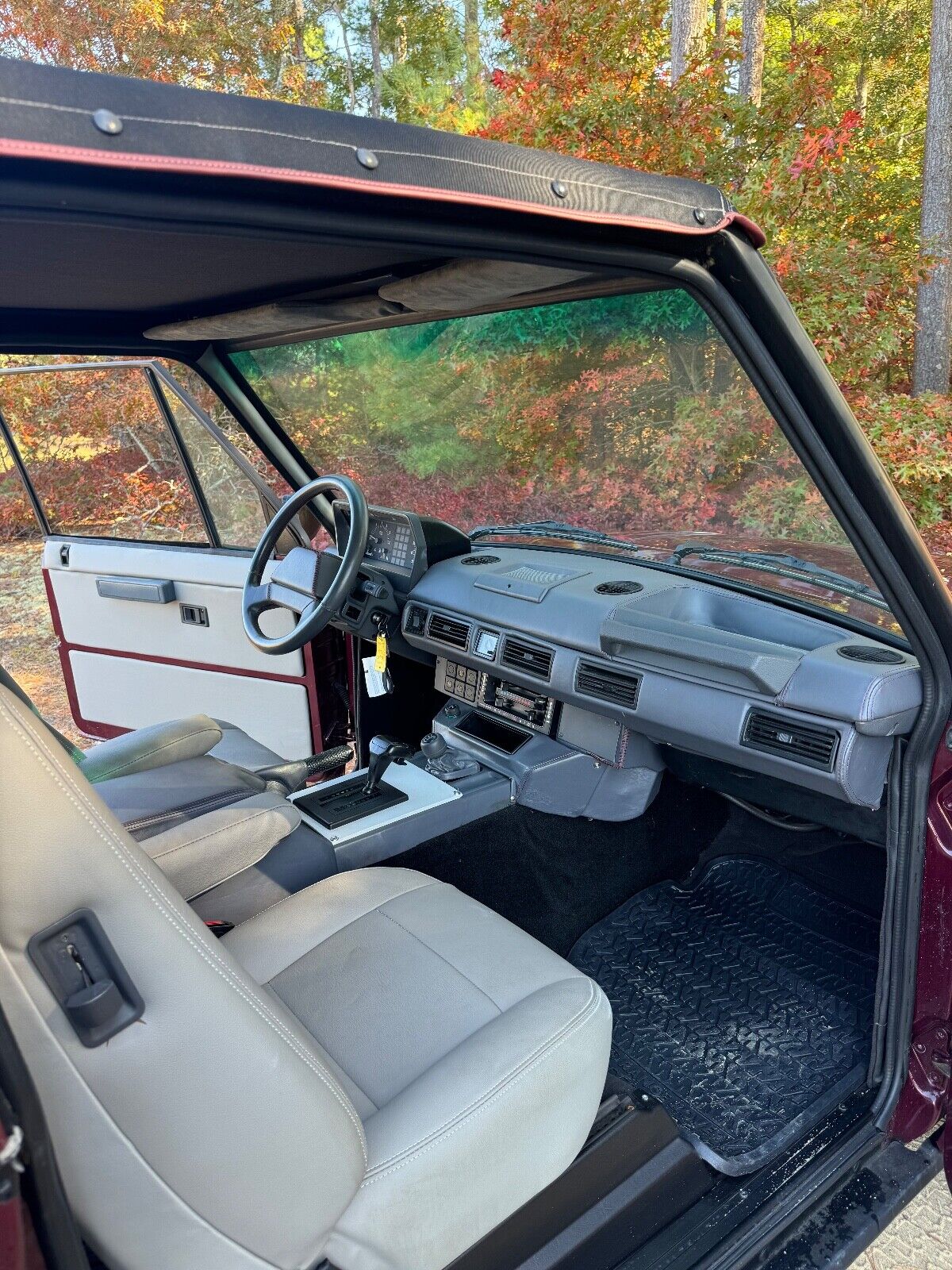 Land-Rover-Range-Rover-1991-Convertible-12
