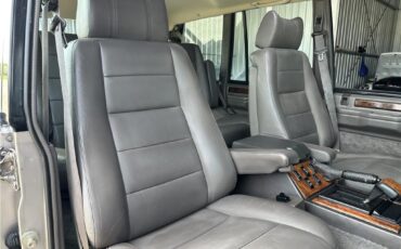 Land-Rover-Range-Rover-1991-SUV-7