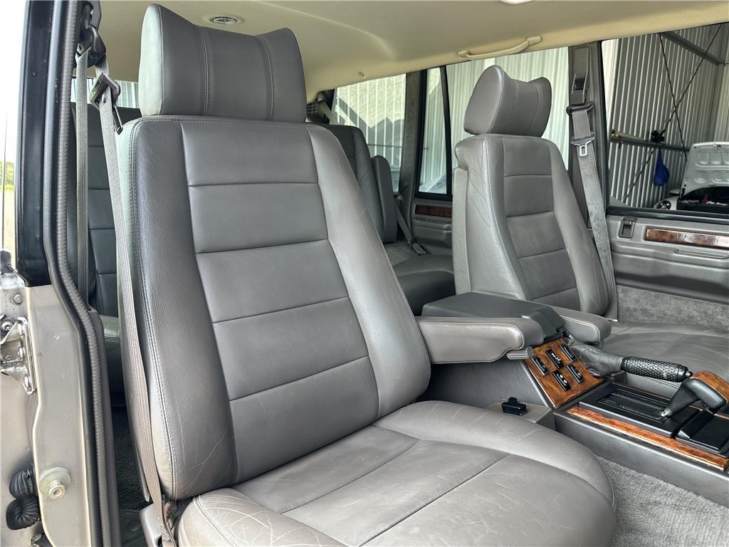 Land-Rover-Range-Rover-1991-SUV-7