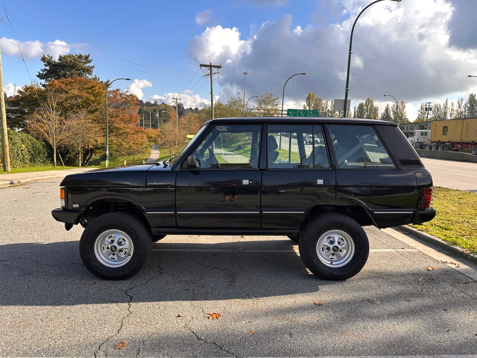 Land-Rover-Range-Rover-1995-SUV-27