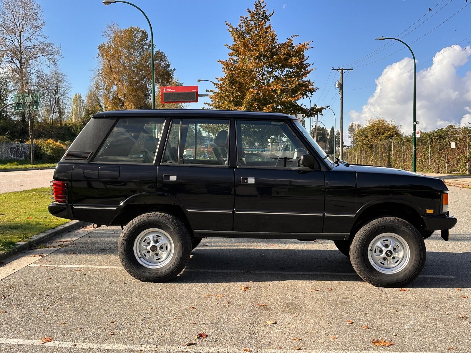 Land-Rover-Range-Rover-1995-SUV-30
