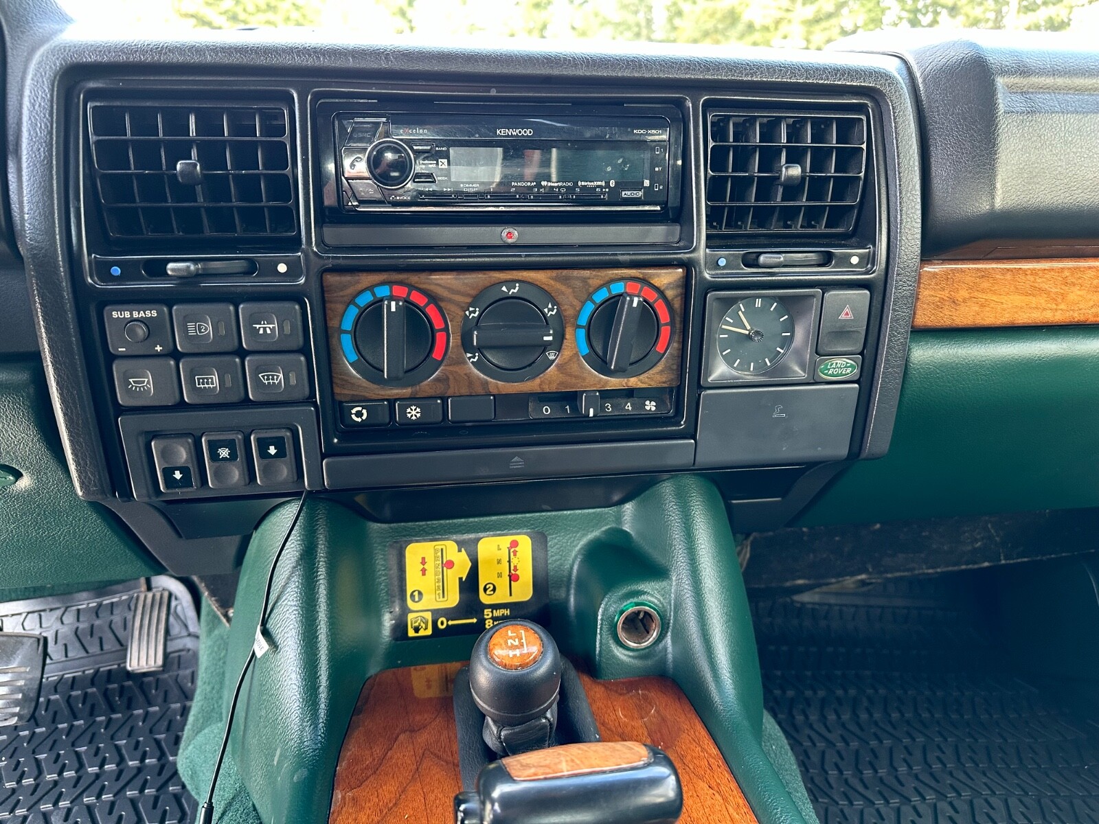 Land-Rover-Range-Rover-1995-SUV-8