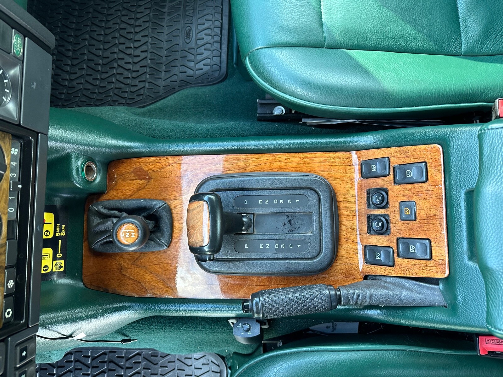 Land-Rover-Range-Rover-1995-SUV-9