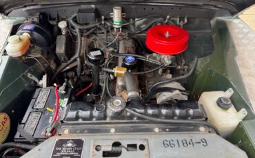 Land-Rover-Series-IIA-88-1971-SUV-13