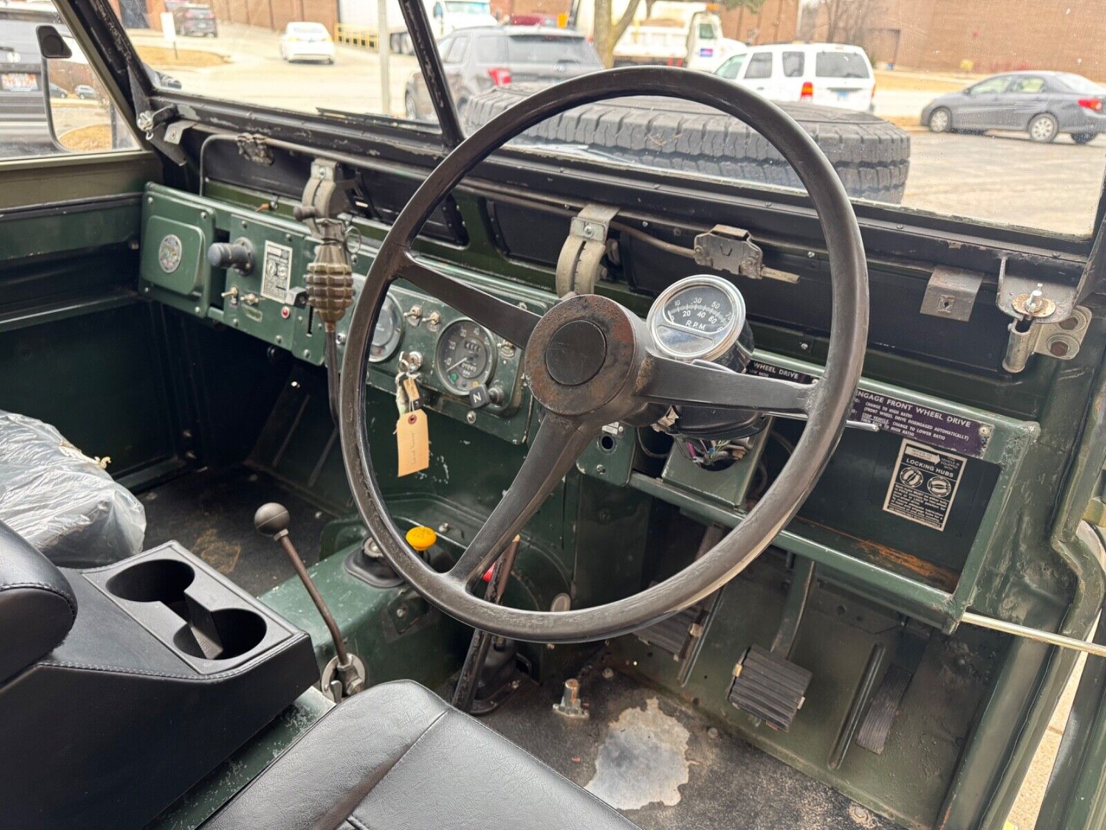 Land-Rover-Series-IIA-88-1971-SUV-19