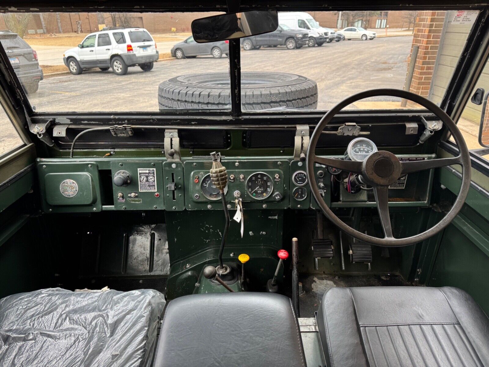 Land-Rover-Series-IIA-88-1971-SUV-20