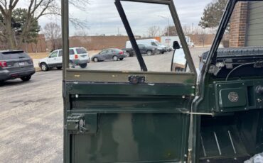 Land-Rover-Series-IIA-88-1971-SUV-21