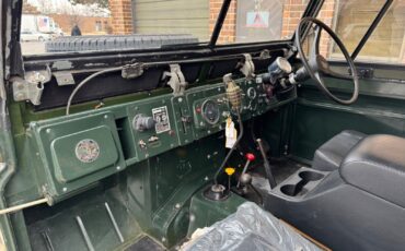 Land-Rover-Series-IIA-88-1971-SUV-23
