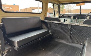 Land-Rover-Series-IIA-88-1971-SUV-26