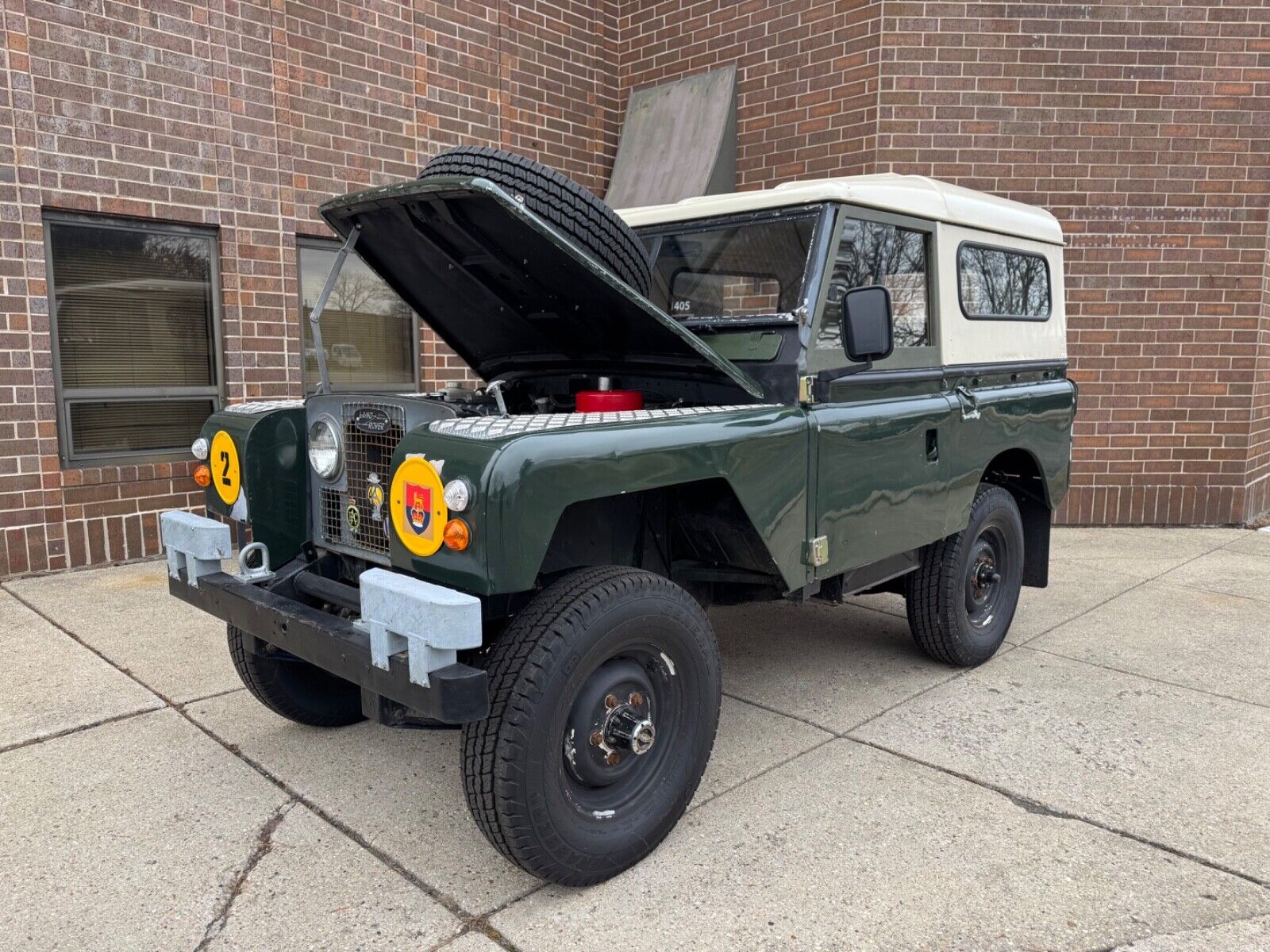 Land-Rover-Series-IIA-88-1971-SUV-5