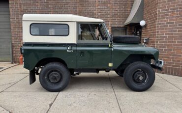 Land-Rover-Series-IIA-88-1971-SUV-9