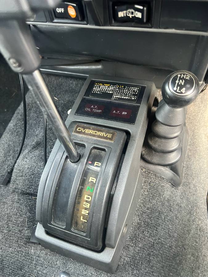 Land-cruiser-bj74-diesel-1989-black-4