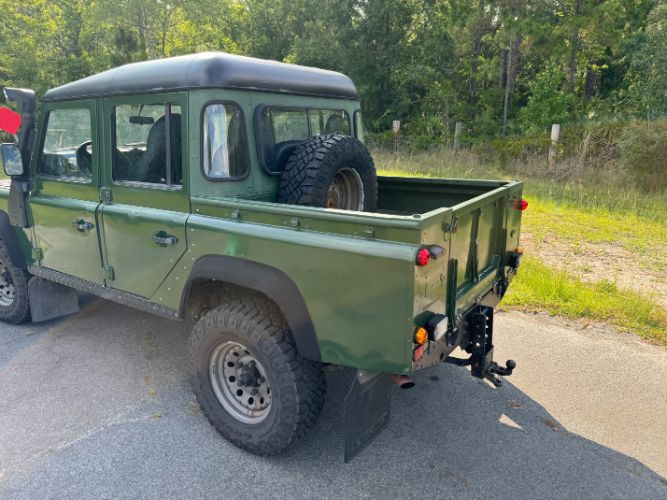 Land-rover-Defender-110-1984-10