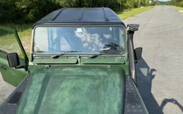 Land-rover-Defender-110-1984-33