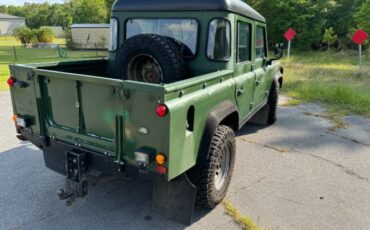 Land-rover-Defender-110-1984-9