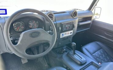 Land-rover-Defender-110-1990-1
