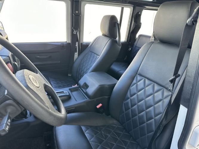 Land-rover-Defender-110-1990-20